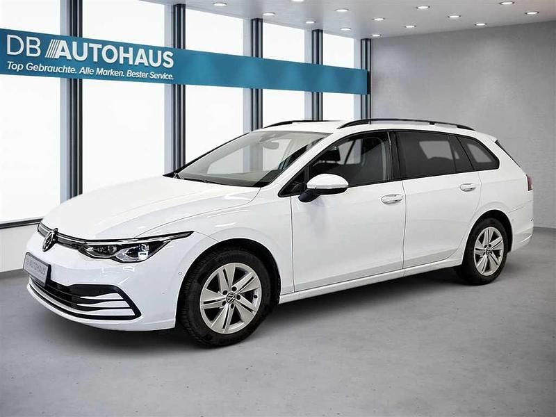 Weiß Gebraucht 2023 VW Golf VIII Life Kombi | 19.990 € (Guter Preis) - Bild 1/4