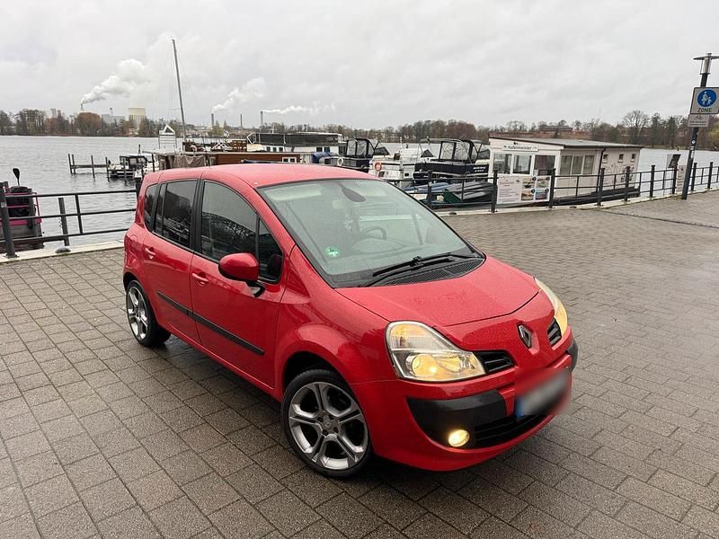 Rot Gebraucht 2011 Renault Grand Modus Van / Kleinbus | 2.000 € - Bild 1/4