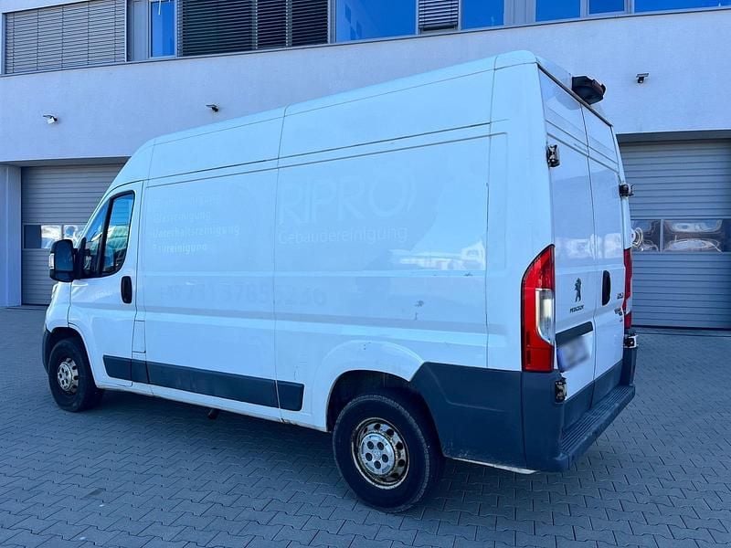 Gebraucht Peugeot Boxer 131 PS (96 kW) 2016 Weiß Van