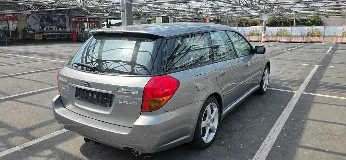 Gebraucht Subaru Legacy 165 PS (121 kW) 2006 Silber Kombi