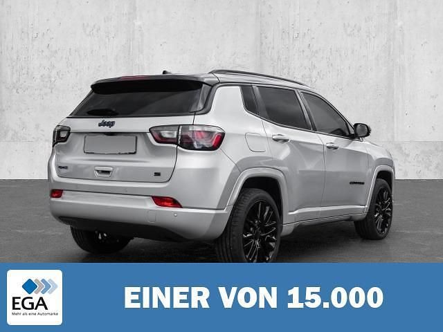 Gebraucht Jeep Compass 241 PS (177 kW) 2022 Silber metallic SUV