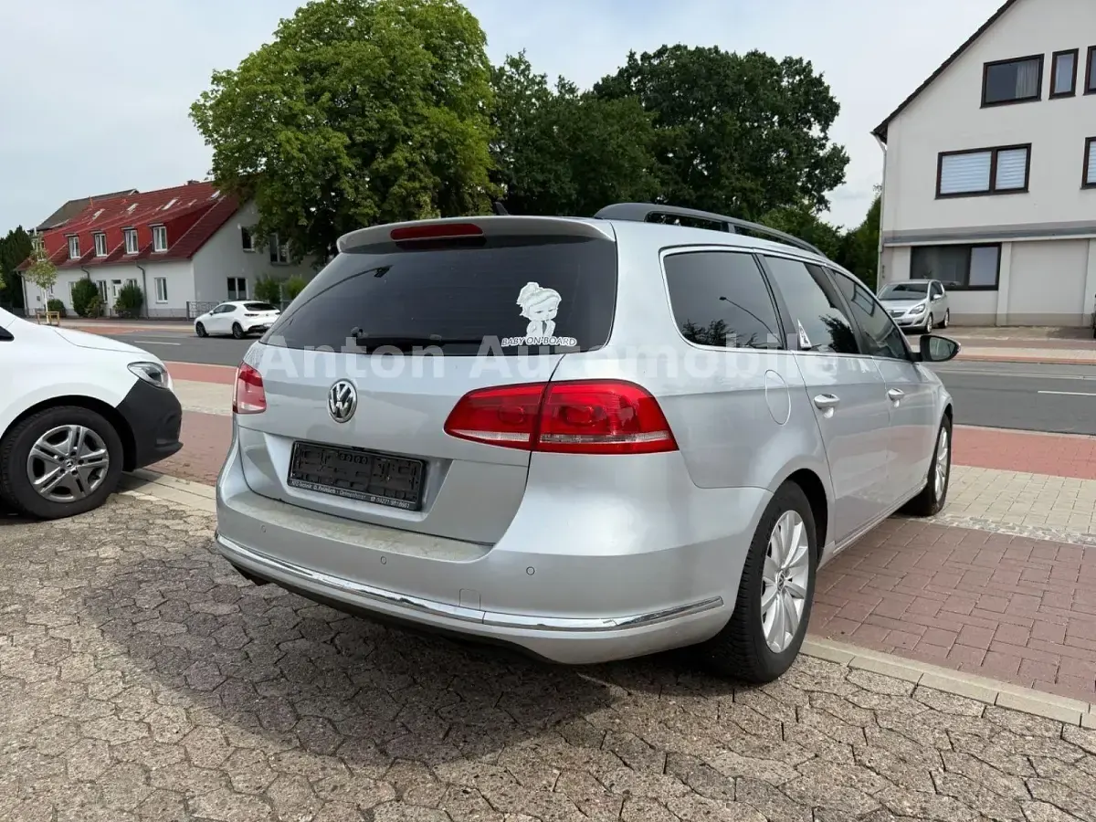 Gebraucht VW Passat Comfortline 140 PS (102 kW) 2012 Silber Kombi