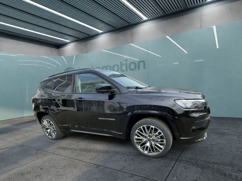 Schwarz Neu 2025 Jeep Compass Summit SUV | 45.780 € - Bild 1/4