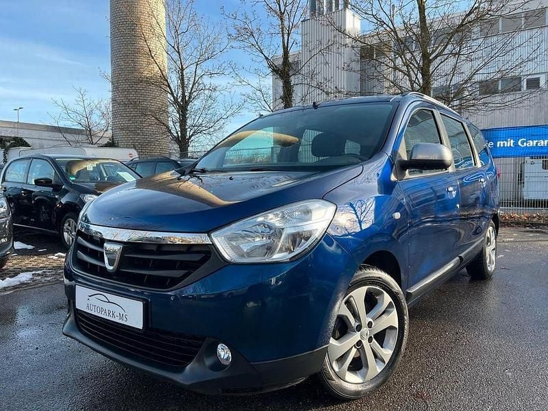 Gebraucht Dacia Lodgy Celebration 116 PS (85 kW) 2015 Blau Van / Kleinbus