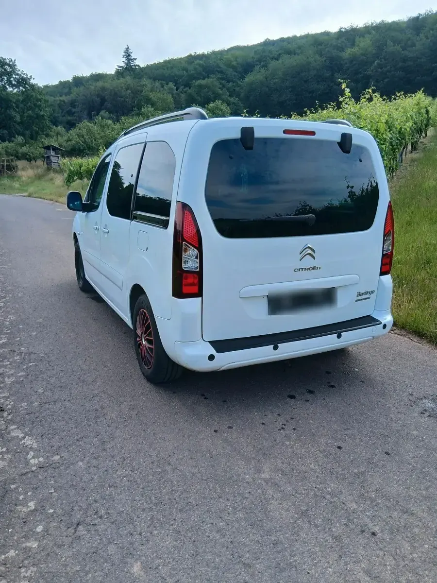 Gebraucht Citroën Berlingo 100 PS (73 kW) 2018 Weiß Van / Kleinbus