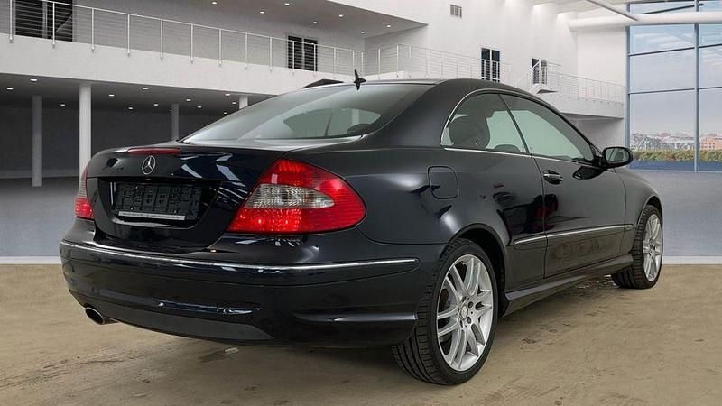 Gebraucht Mercedes CLK280 Sport Edition 231 PS (169 kW) 2008 Schwarz Coupé