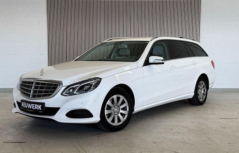 Gebraucht Mercedes E220 170 PS (125 kW) 2013 Weiß Kombi