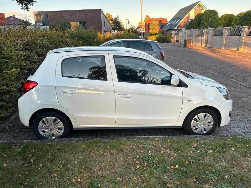Weiß Gebraucht 2019 Mitsubishi Space Star Kleinwagen | 4.600 € (Superpreis) - Bild 1/4