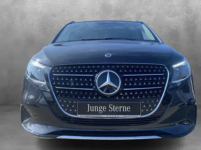 Gebraucht Mercedes V250 Avantgarde 190 PS (139 kW) 2025 Graphitgrau metallic Van / Kleinbus