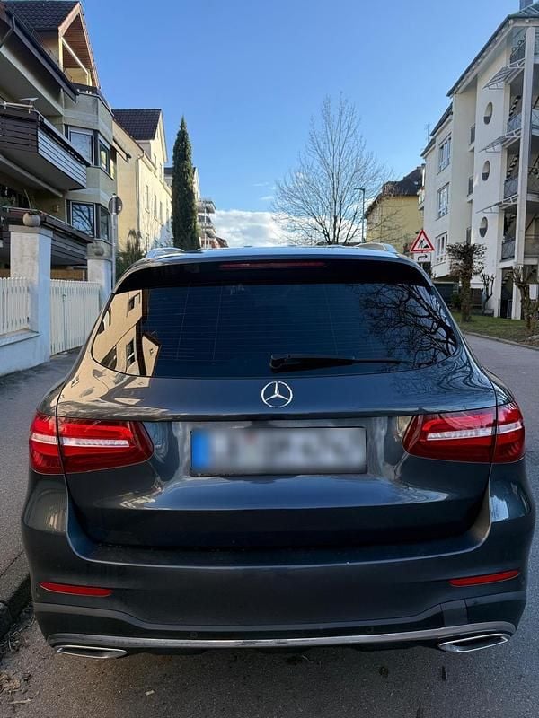 Gebraucht Mercedes GLC250 204 PS (150 kW) 2016 Grau SUV