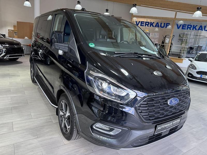 Gebraucht Ford Tourneo Active 170 PS (125 kW) 2022 Schwarz Van / Kleinbus