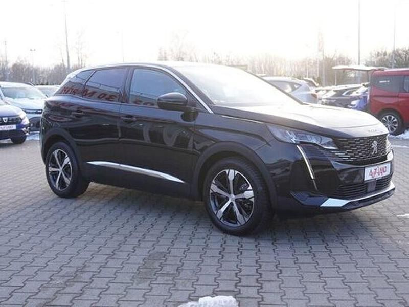 Gebraucht Peugeot 3008 Allure 131 PS (96 kW) 2022 Schwarz SUV