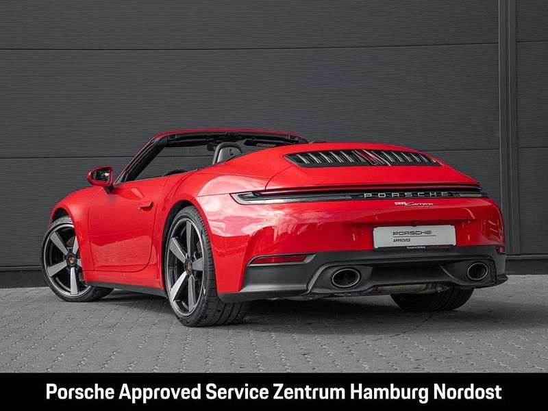 Gebraucht Porsche 911 Carrera Cabriolet 394 PS (289 kW) 2024 Rot Cabrio