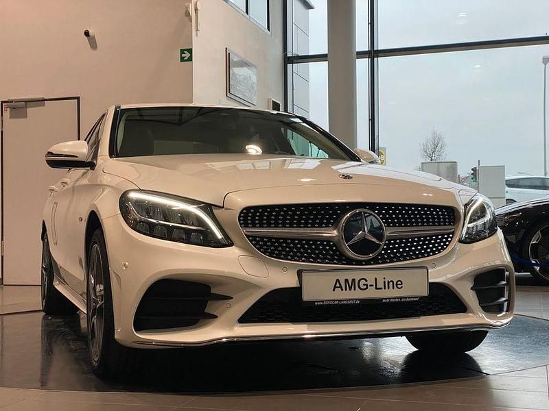 Gebraucht Mercedes C300e AMG 320 PS (235 kW) 2021 Weiß Limousine