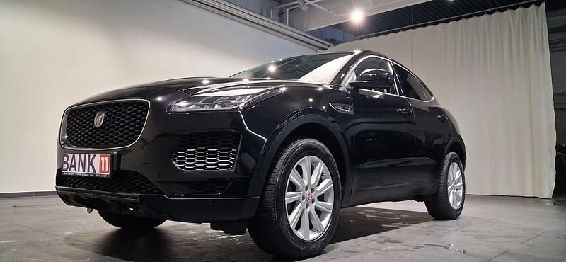 Używany Jaguar E-Pace Basis 179 KM (131 kW) 2018 Czarny SUV