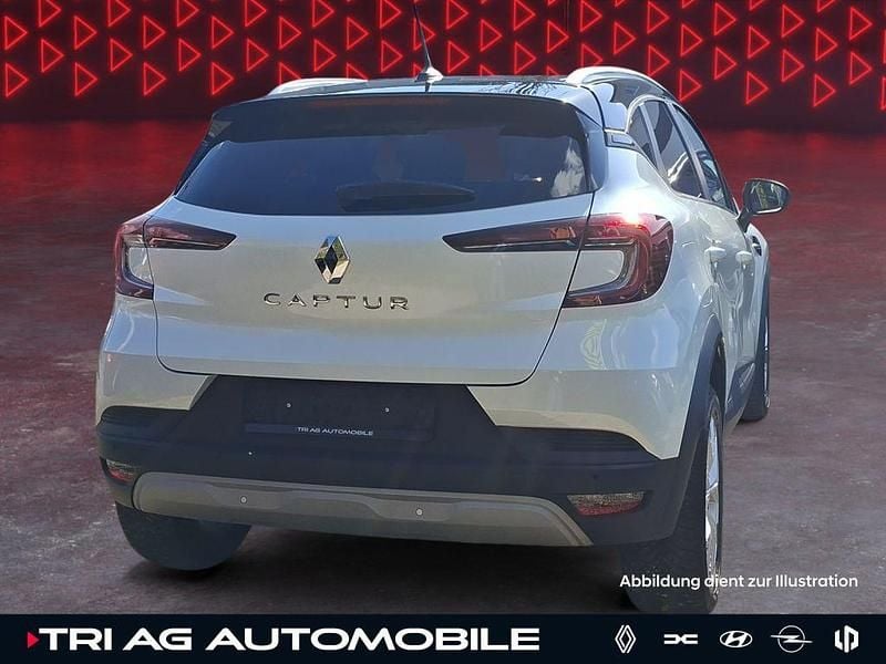 Gebraucht Renault Captur Komfort 140 PS (102 kW) 2022 Perlmuttweiß  blackpearlschwarz (metallic) SUV