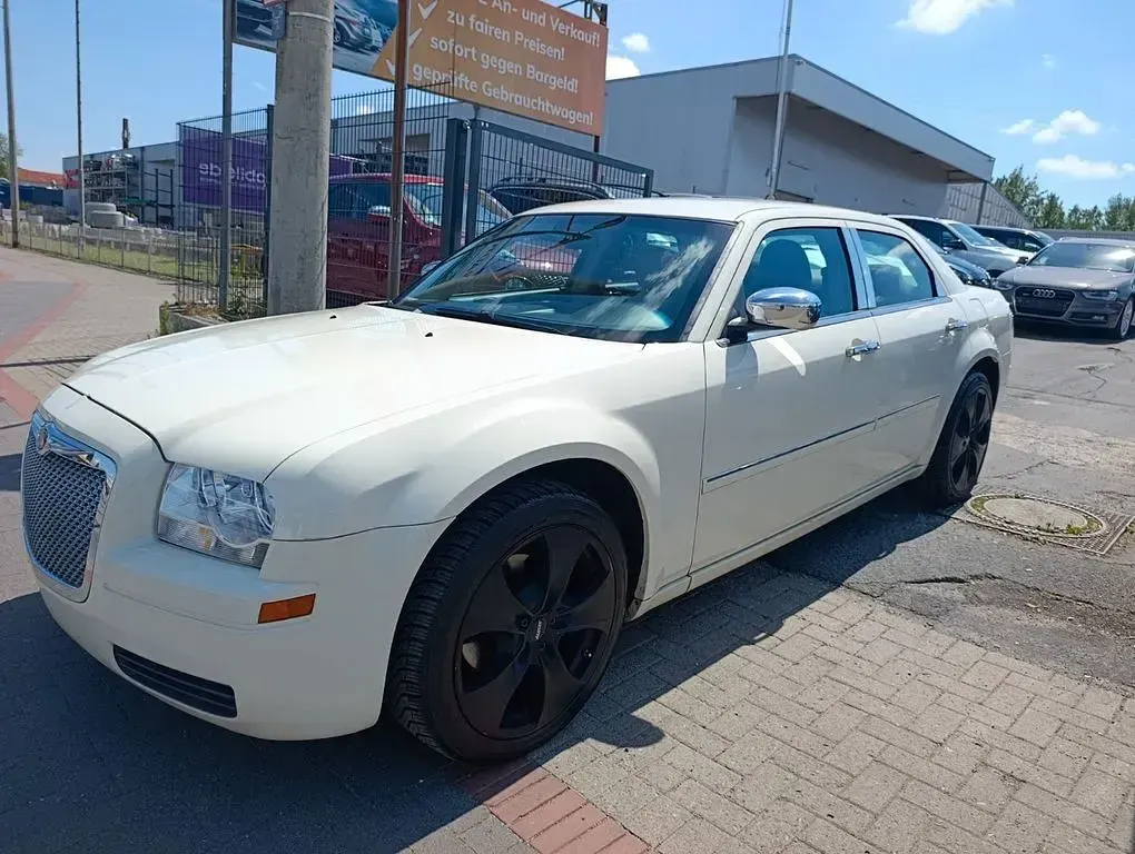 Gebraucht Chrysler 300C 193 PS (141 kW) 2007 Beige Limousine