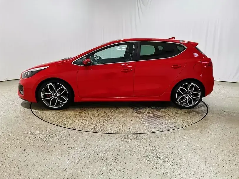 Gebraucht Kia Ceed GT-Challenge 204 PS (150 kW) 2017 (frd) trackrot Kleinwagen