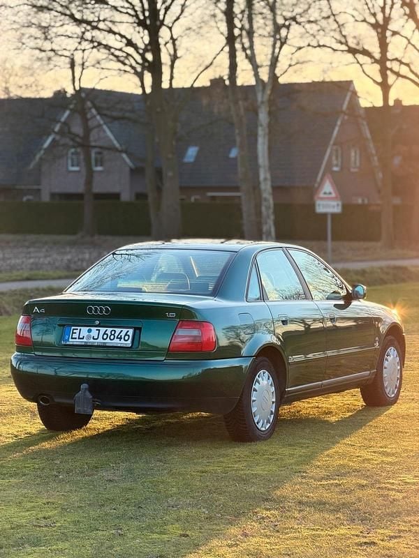 Gebraucht Audi A4 105 PS (77 kW) 1998 Grün Limousine