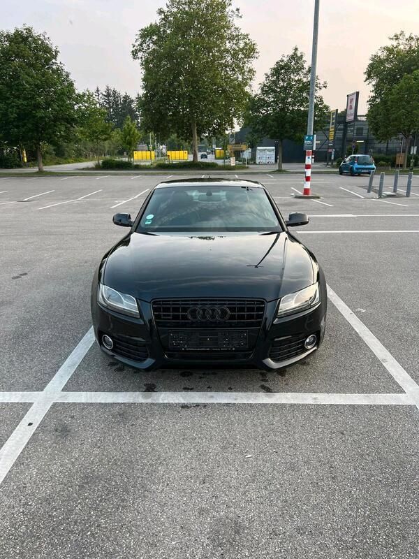 Schwarz Gebraucht 2011 Audi A5 Coupé | 8.900 € (Superpreis) - Bild 1/4