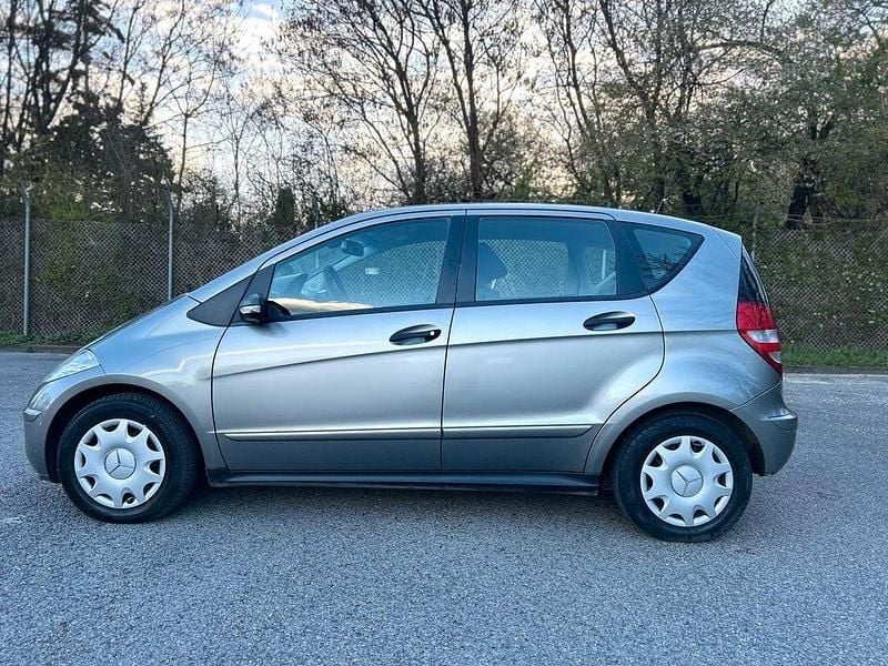 Gebraucht Mercedes A150 95 PS (69 kW) 2006 Grau Limousine