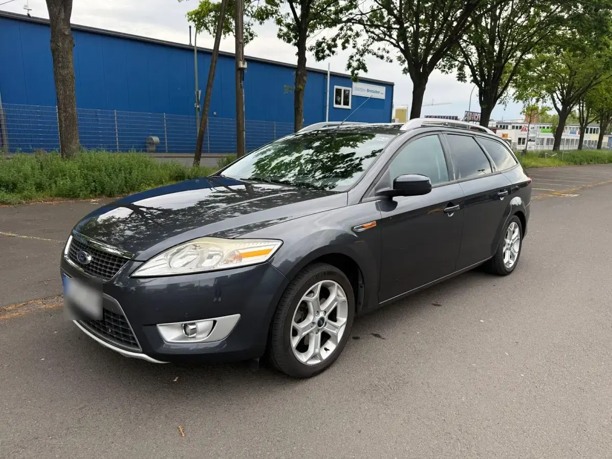 Gebraucht Ford Mondeo Sport 140 PS (102 kW) 2010 Grau Kombi