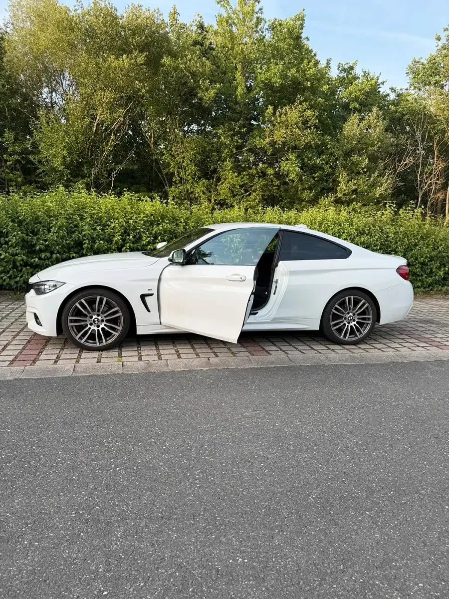 Gebraucht BMW 420 Coupé 190 PS (139 kW) 2020 Weiß Coupé