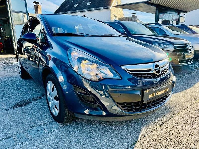 Blau Gebraucht 2014 Opel Corsa Energy Limousine | 6.900 € (Etwas zu teuer) - Bild 1/4