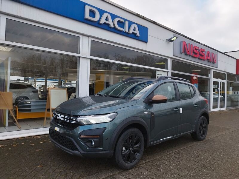 Zedergrün Neu 2024 Dacia Sandero Extreme Kleinwagen | 19.899 € (Etwas zu teuer) - Bild 1/4