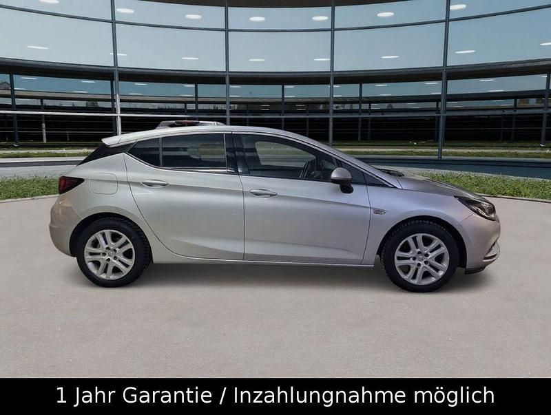 Gebraucht Opel Astra Dynamic 150 PS (110 kW) 2016 Silber Limousine