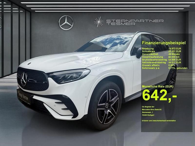 Weiß Gebraucht 2023 Mercedes GLC300e AMG SUV | 59.490 € (Fairer Preis) - Bild 1/3