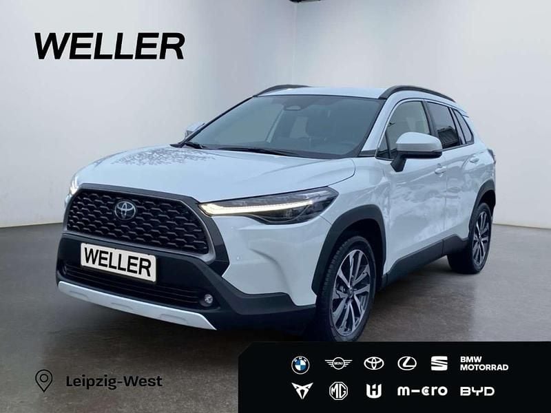 Weiss Gebraucht 2025 Toyota Corolla Cross Comfort SUV | 33.490 € (Etwas zu teuer) - Bild 1/3