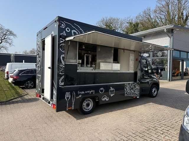 Gebraucht Fiat Ducato 140 PS (102 kW) 2023 Schwarz Van