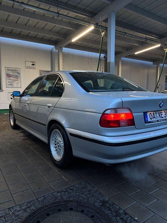 Gebraucht BMW 535 235 PS (172 kW) 1998 Silber Limousine
