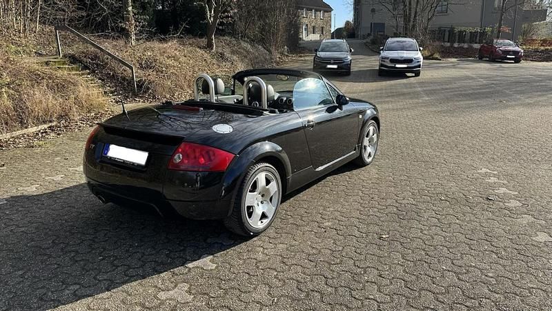 Gebraucht Audi TT Roadster 180 PS (132 kW) 2000 Schwarz Cabrio
