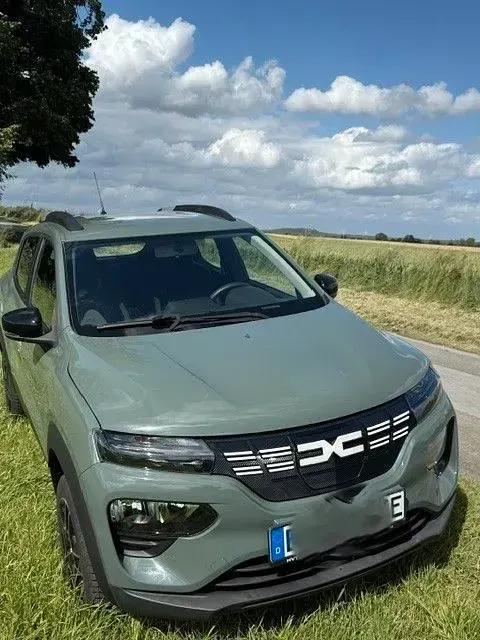 Gebraucht Dacia Spring Expression 33 kW (45 PS) 2023 Grün Kleinwagen