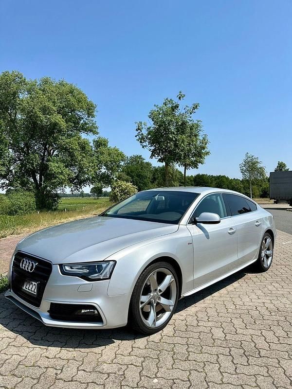 Silber Gebraucht 2014 Audi A5 Sportback Sport Limousine | 12.800 € (Guter Preis) - Bild 1/4