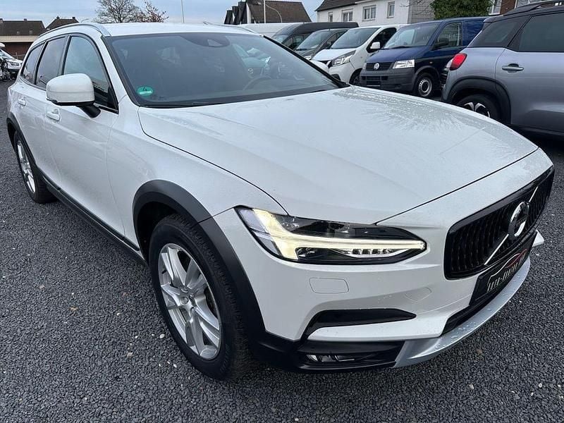 Gebraucht Volvo V90 CC Basis 235 PS (172 kW) 2017 Weiß Kombi