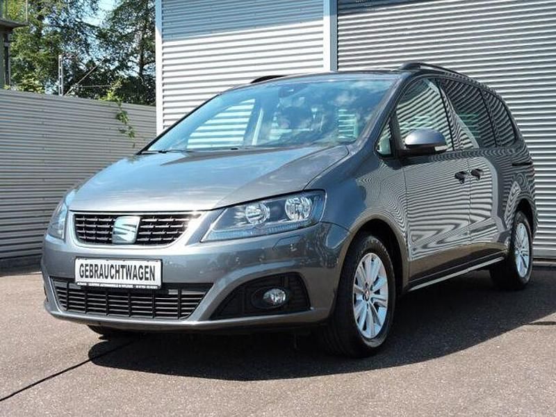 Grau Gebraucht 2019 Seat Alhambra Style Van / Kleinbus | 20.900 € (Fairer Preis) - Bild 1/4