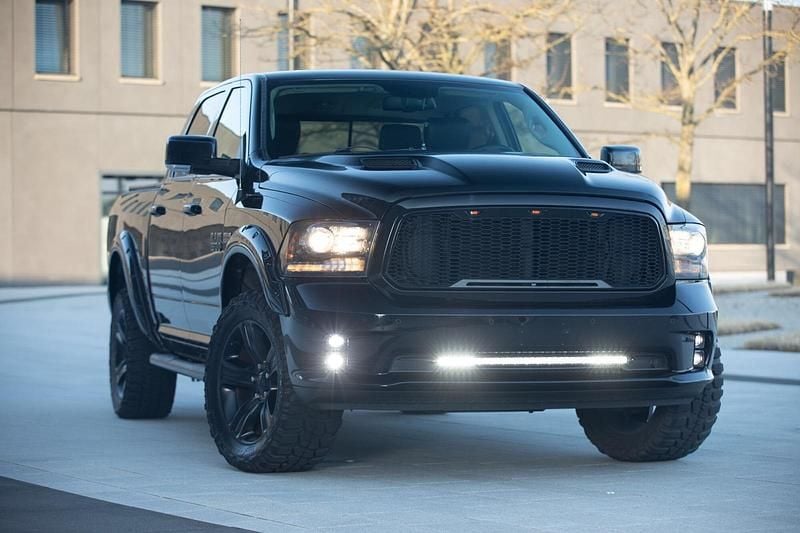 Gebraucht RAM 1500 401 PS (294 kW) 2014 Schwarz Pickup