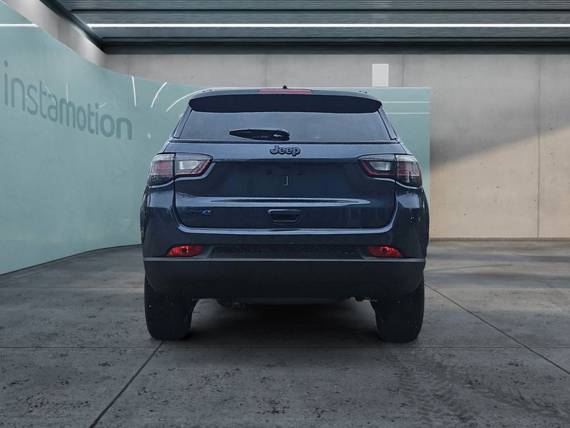 Gebraucht Jeep Compass 181 PS (133 kW) 2024 Blau SUV