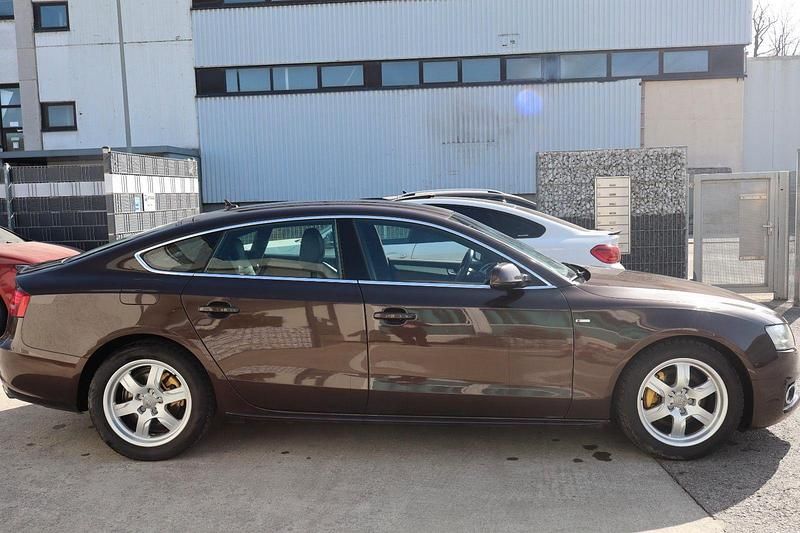 Gebraucht Audi A5 Ambiente 211 PS (155 kW) 2010 Braun Coupé