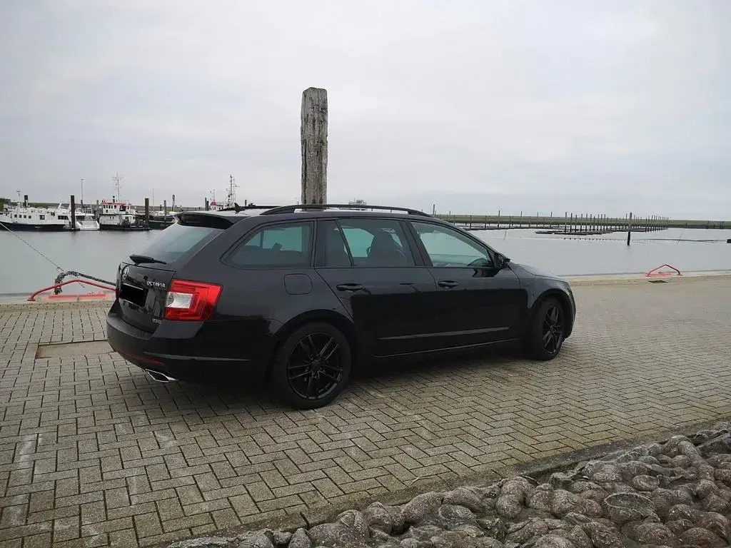 Gebraucht Skoda Octavia RS 184 PS (135 kW) 2016 Schwarz Kombi