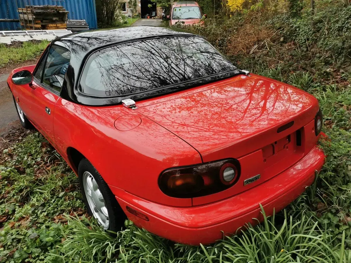 Gebraucht Mazda MX5 116 PS (85 kW) 1989 Rot Cabrio