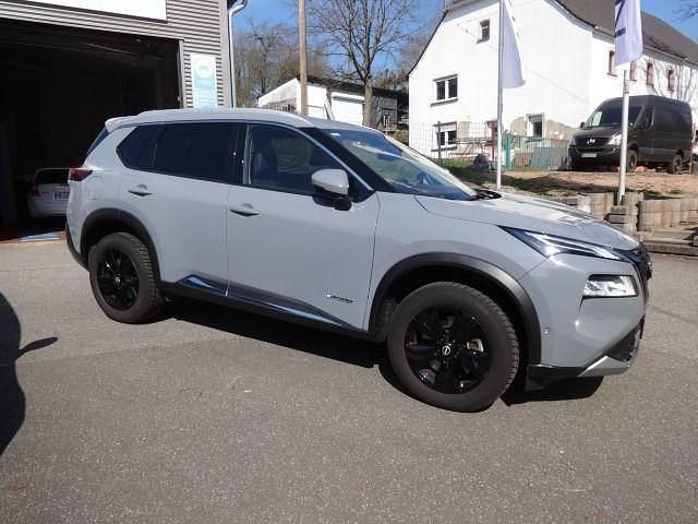 Gebraucht Nissan X-Trail 158 PS (116 kW) 2024 Grau SUV