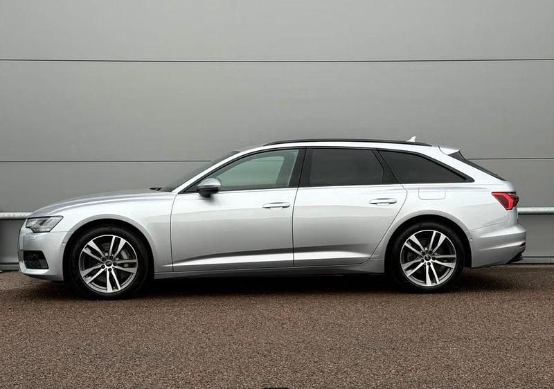 Gebraucht Audi A6 Sport 299 PS (219 kW) 2022 Florettsilber Kombi