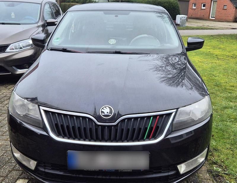 Gebraucht Skoda Rapid 105 PS (77 kW) 2012 Schwarz Kleinwagen