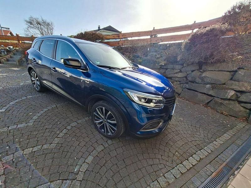 Gebraucht Renault Kadjar Bose Edition 140 PS (102 kW) 2019 Blau SUV