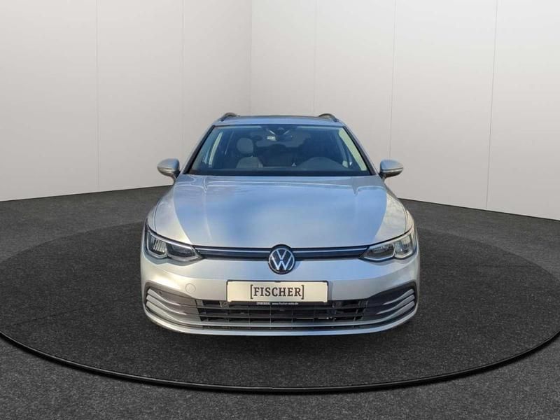 Gebraucht VW Golf VIII Life 150 PS (110 kW) 2022 Silber Kombi