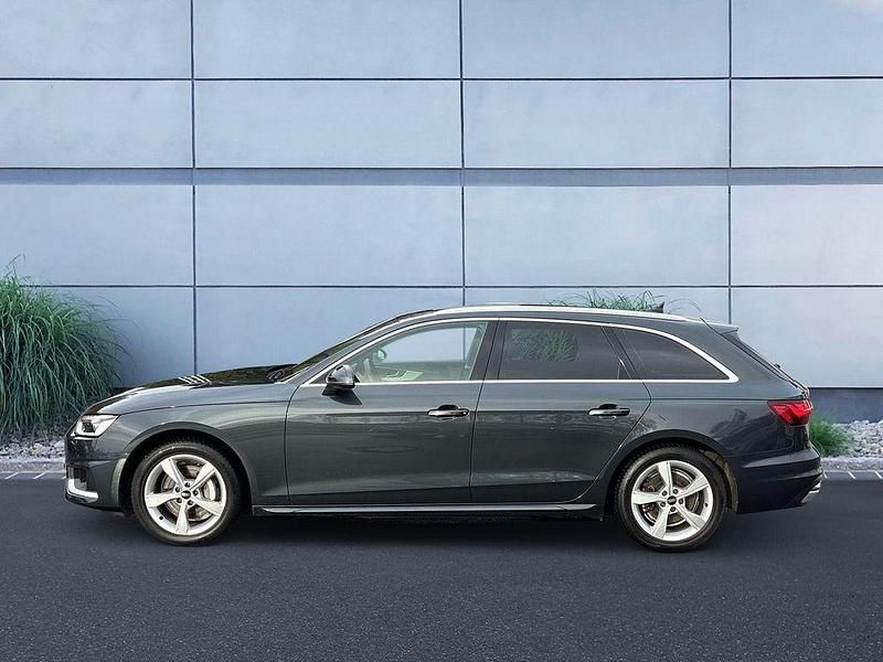 Gebraucht Audi A4 Advanced Plus 204 PS (150 kW) 2023 Manhattangrau metallic Kombi